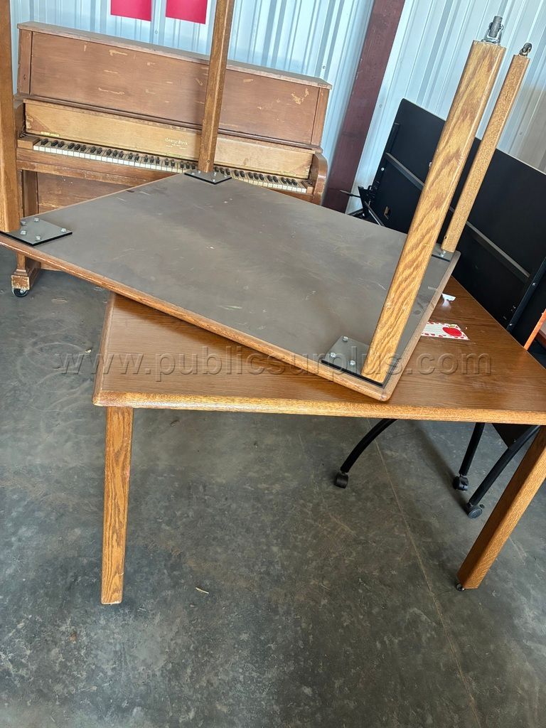 2 Square Rolling Tables — photo 1