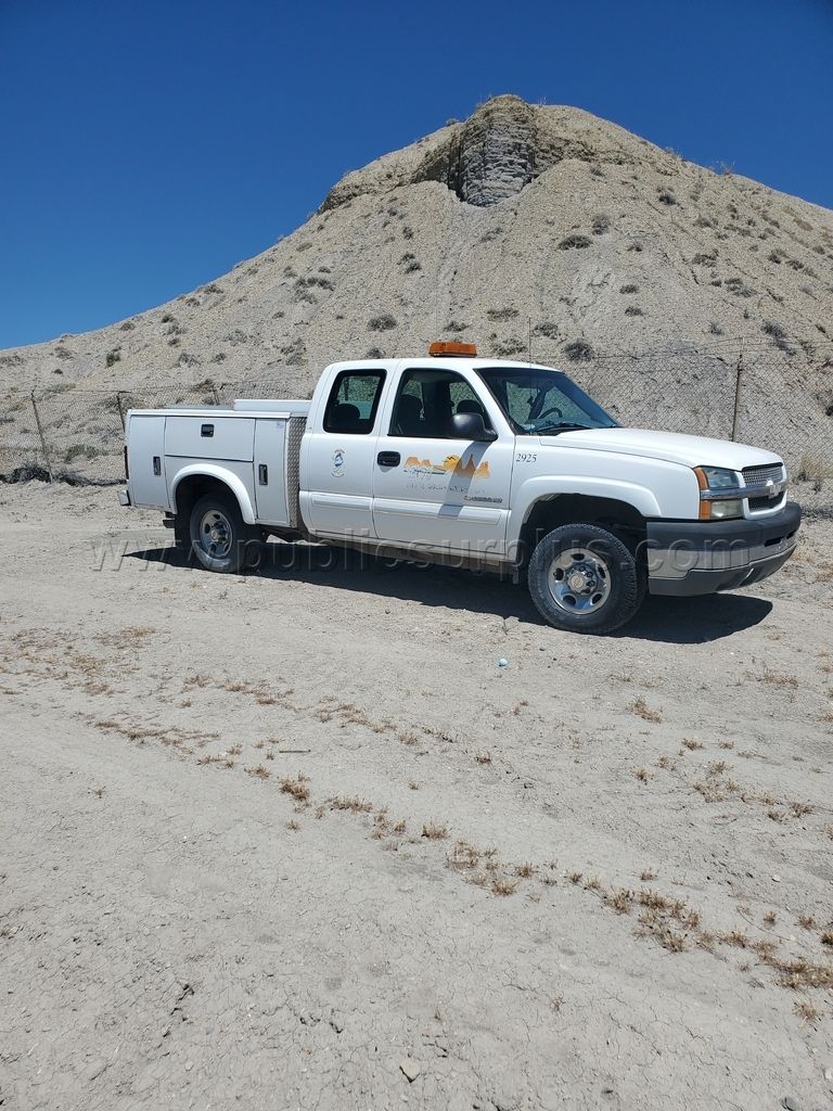 2003 Chevrolet 3/4 ton Utility Truck - photo 1