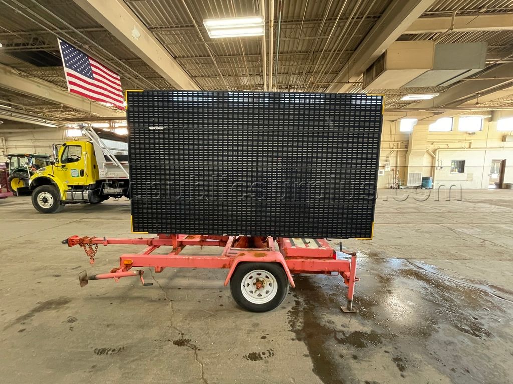 Message Board, American Signal — photo 1