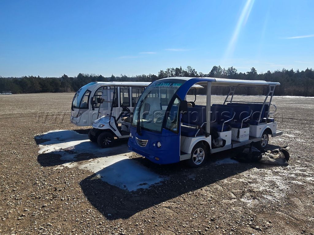 Club Car - XRT Battery Operated shuttle bus — photo 1