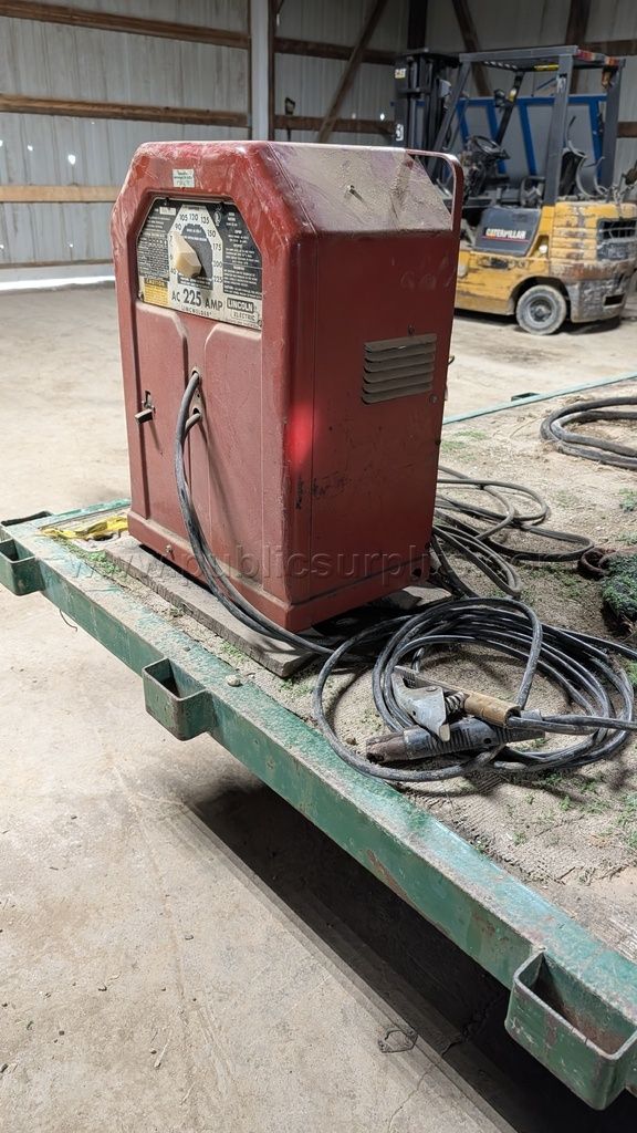 Lincoln Lincwelder 225 AMP - photo 1