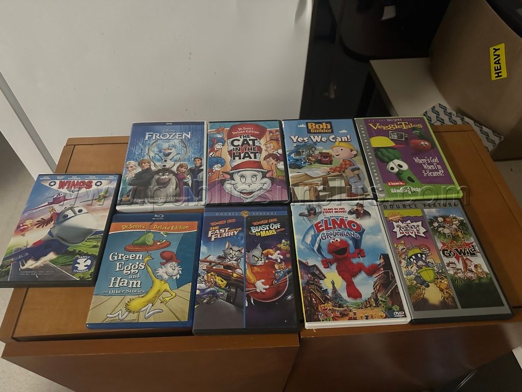 Auction#489- Kids CD's — photo 1