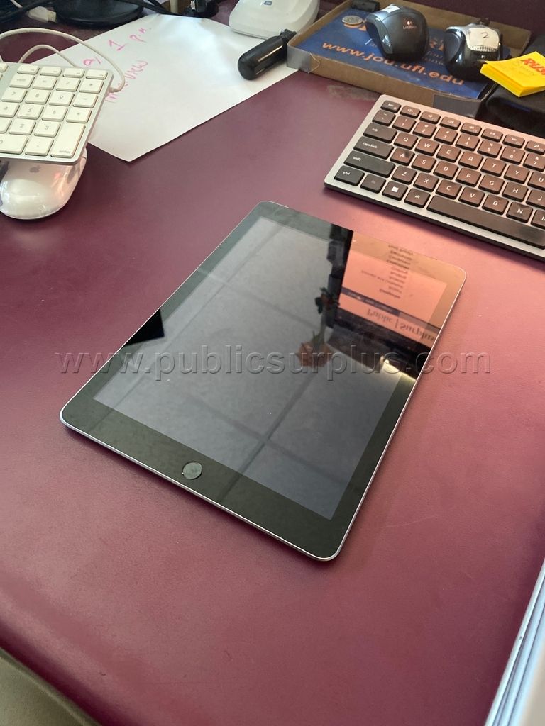 (6) iPads - Z1 - RC - photo 1