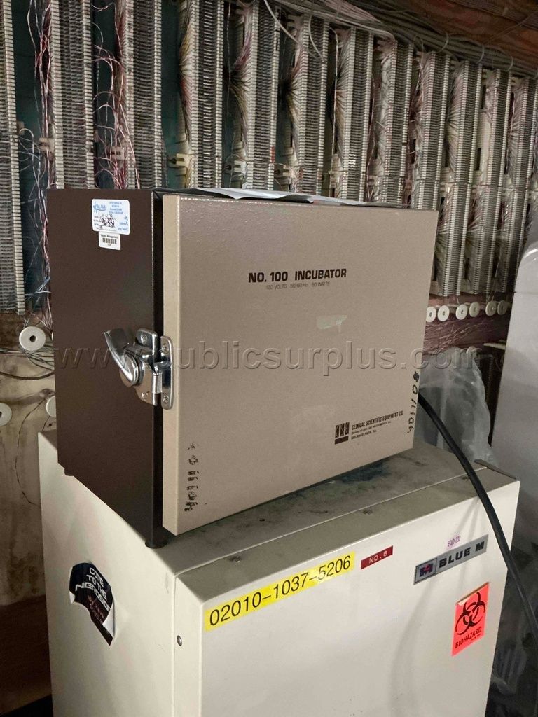 Clinical Scientific Equipment Co Model No. 100 Incubator β photo 1