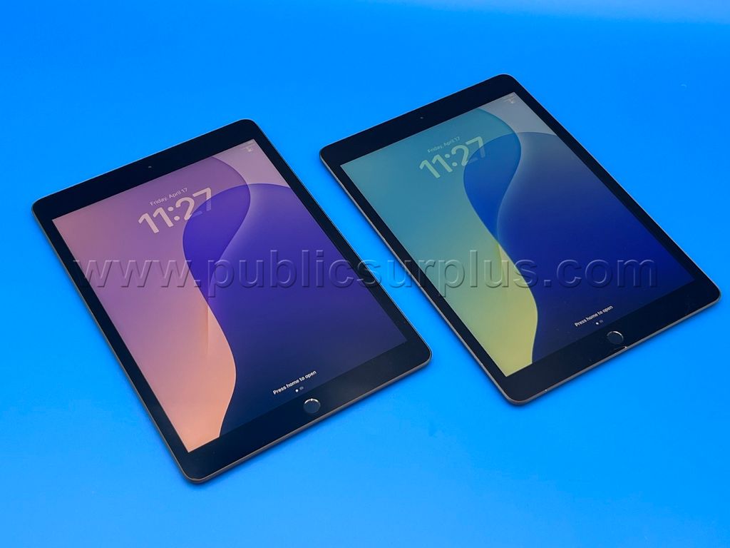 2 Apple iPads - Shipping $20.00 /RA - photo 1
