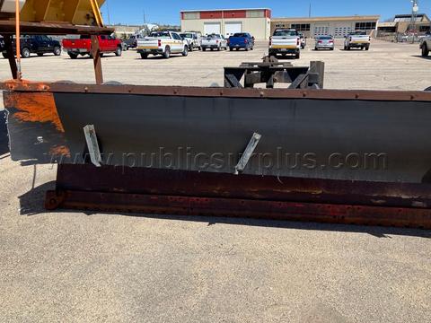 2008 HENKE MODEL NUMBER WY12PR 12 FOOT POWER REVERSE SNOW PLOW (NEED REPAIR)