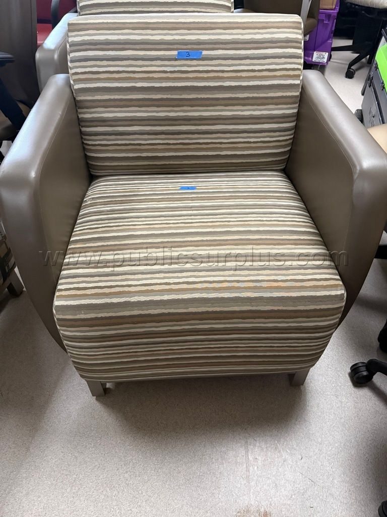 Auction#504- Armchair - photo 1