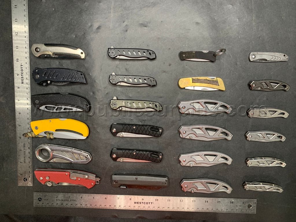 Gerber Knives - Shipping $14.99 /KK - photo 1