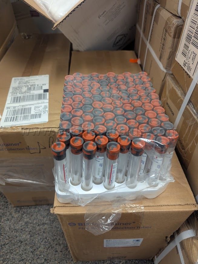 BD Vacutainer SST Blood Collection Tube (Product 367988) #2 LOT Q (700 tubes) - photo 1