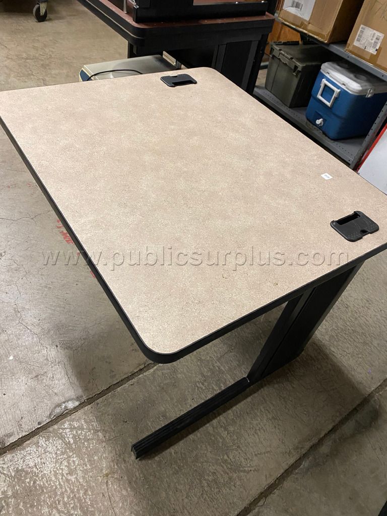 Computer Desk - photo 1