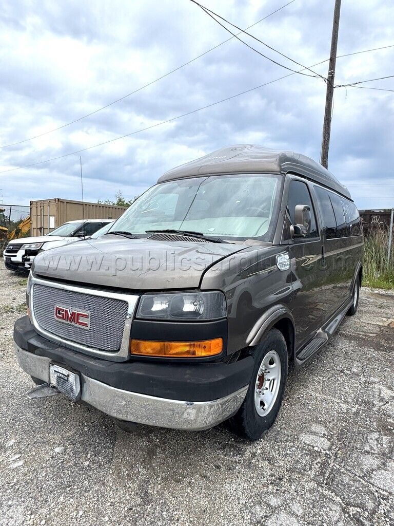 2014 GMC SAVANA VAN - photo 1