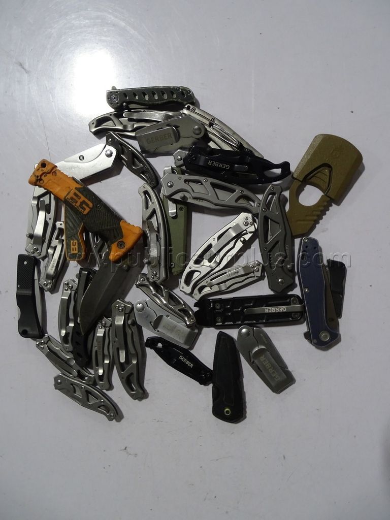 Gerber Knives - Shipping Fee $20 - photo 1