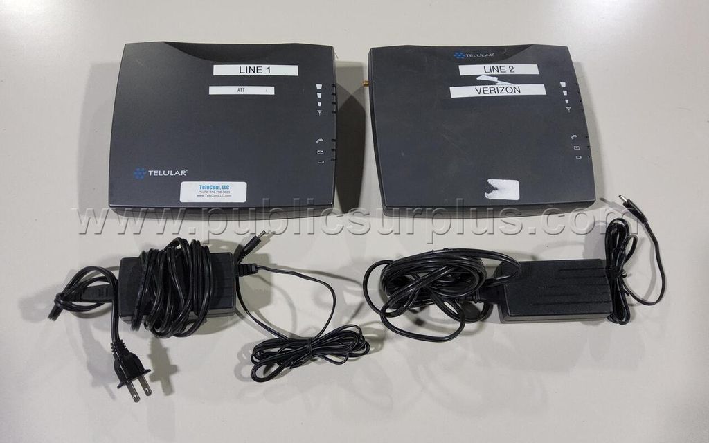 LOT OF 2 TELULAR PHONE CELL - photo 1