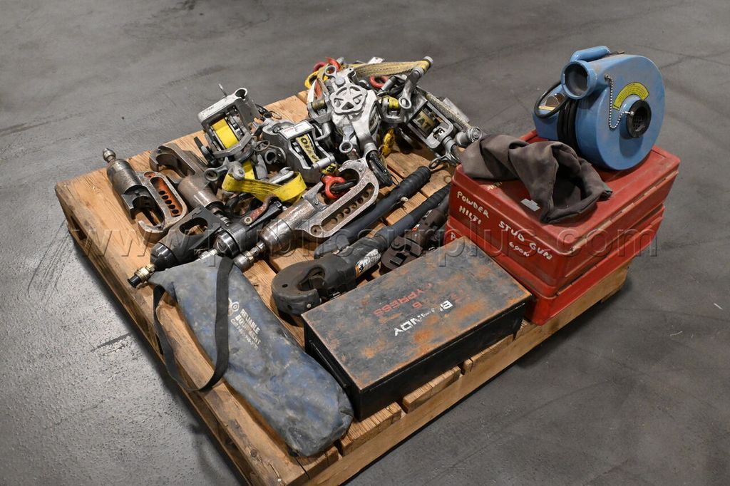 Lot of Assorted Tools and Equipment - photo 1