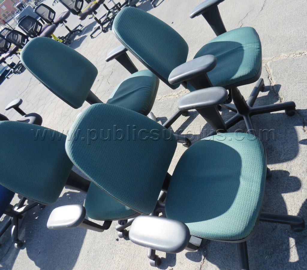 Lot of 4 Chairs - photo 1