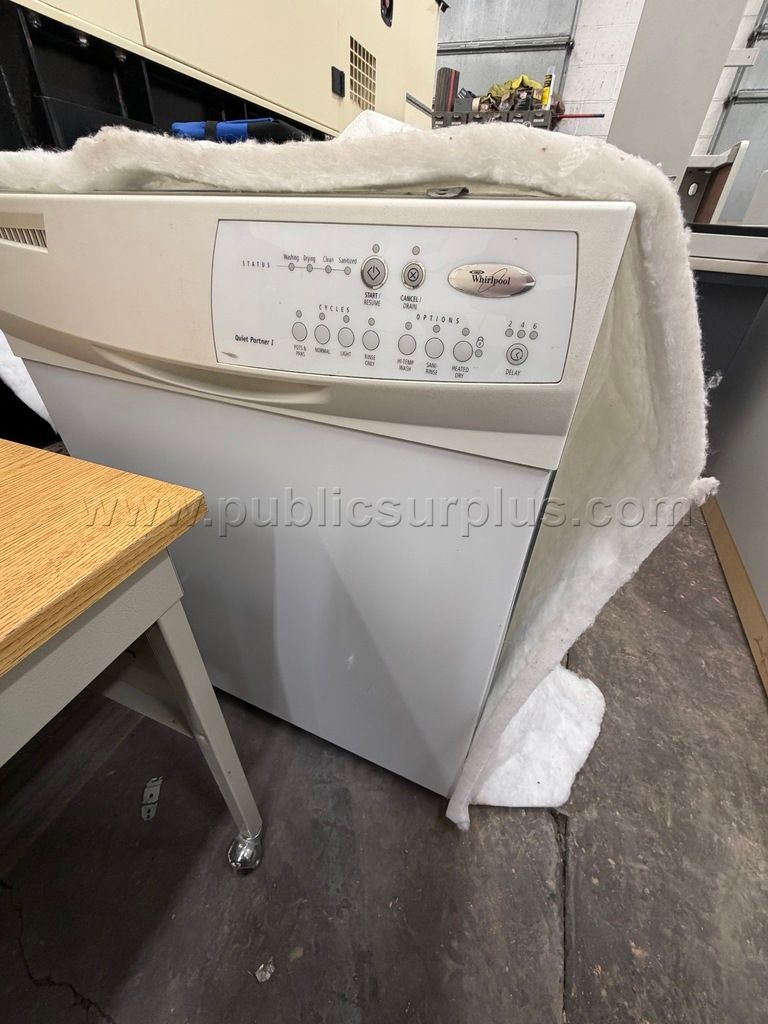 Surplus Dishwasher - photo 1