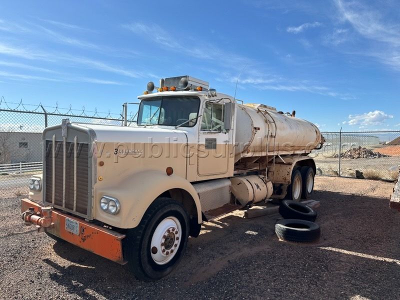 1969 Kenworth K300 Motor Truck - photo 1