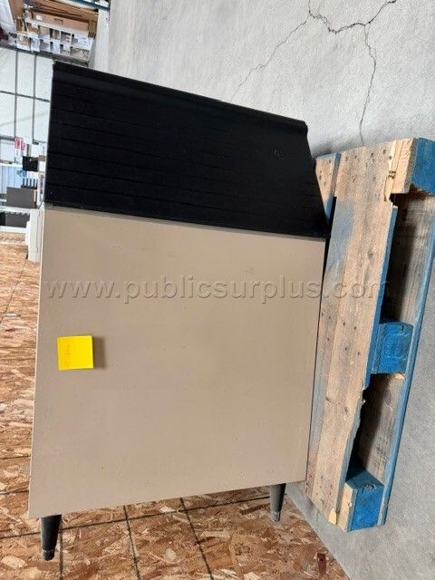 Ice Maker - photo 1