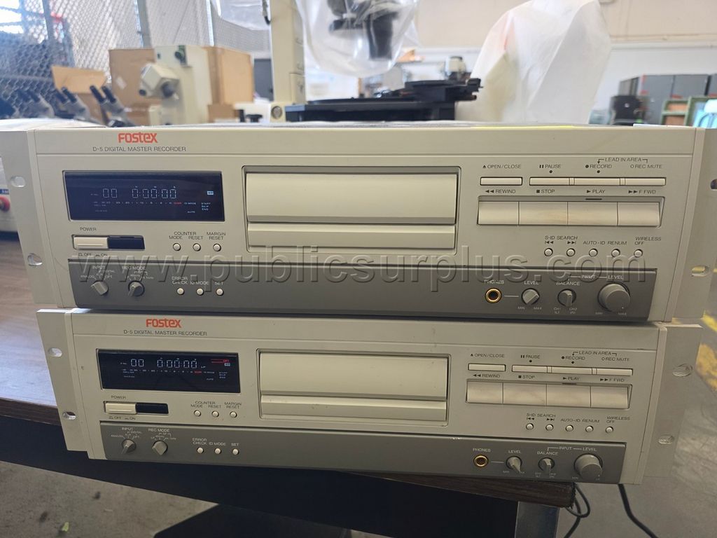 2 - Fostex D-5 Digital Master Recorders (118484) BID IS PER ITEM - photo 1