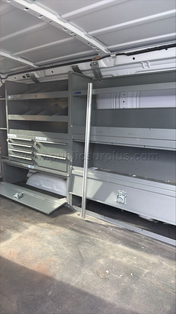 FORD VAN - photo 1