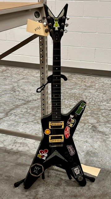 Dean MLX black satin electric guitar with stand   PD460 - photo 1