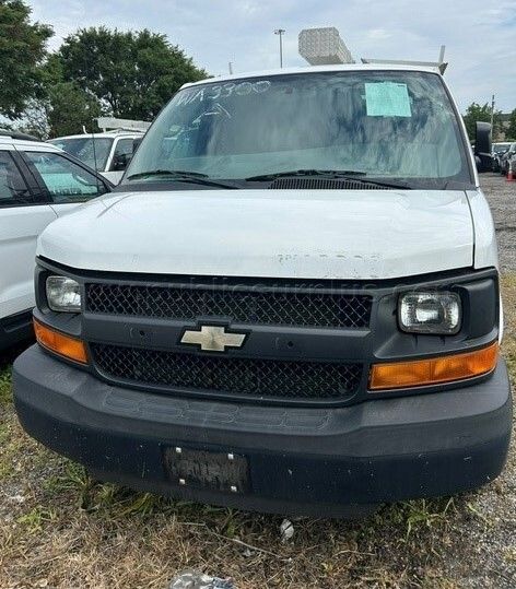 2015 CHEVROLET EXPRESS CARGO VAN - CNG - photo 1