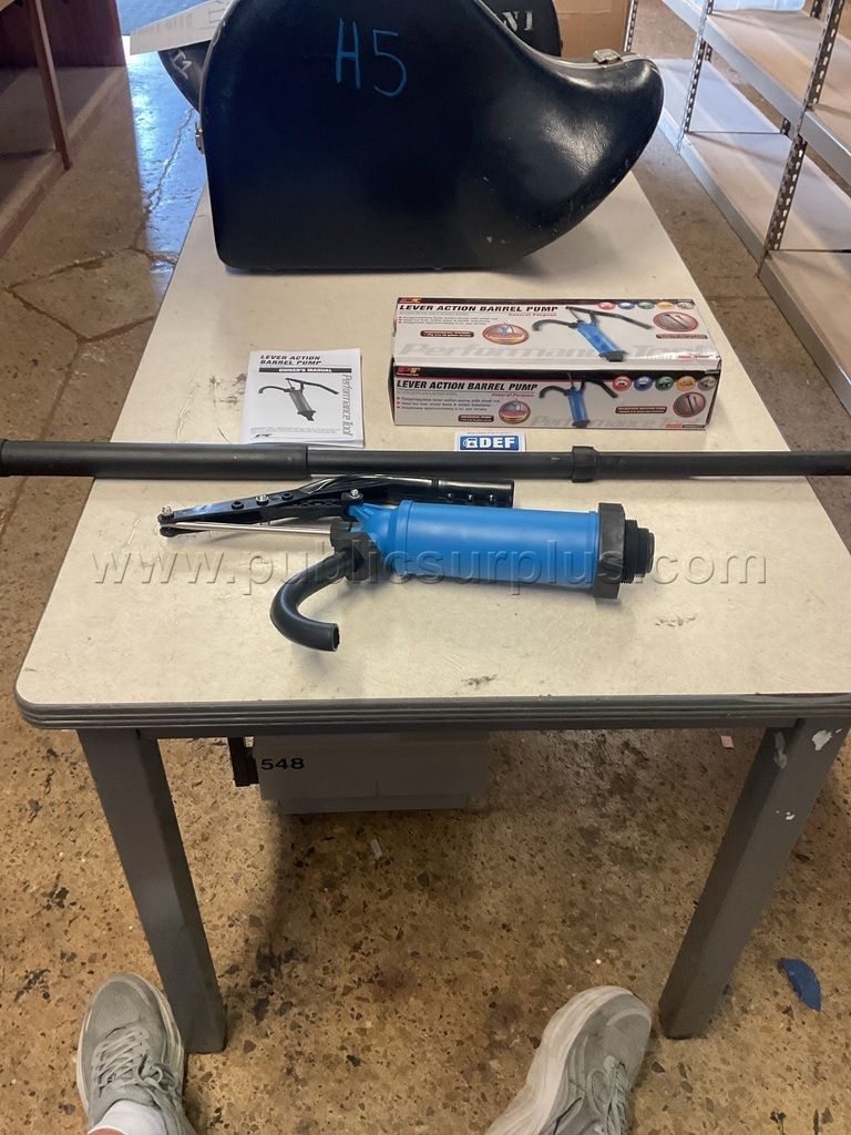 Lever Action Barrel Pump Lot # 4954 - photo 1