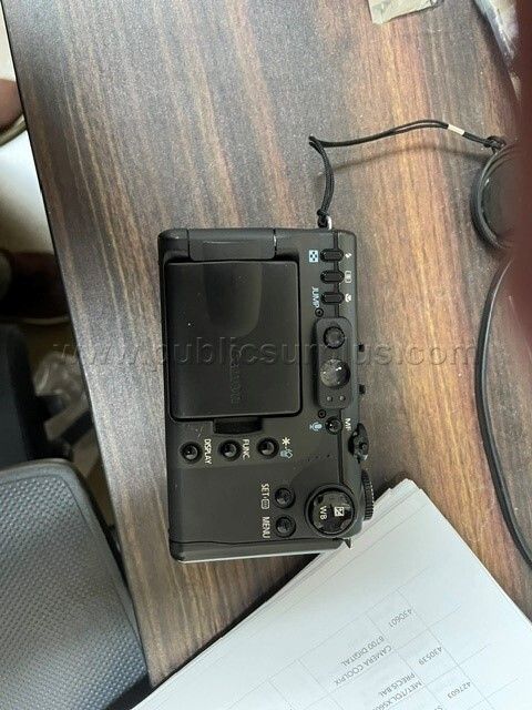 LOT 236 Canon powershot G5 Digital Camera - photo 1