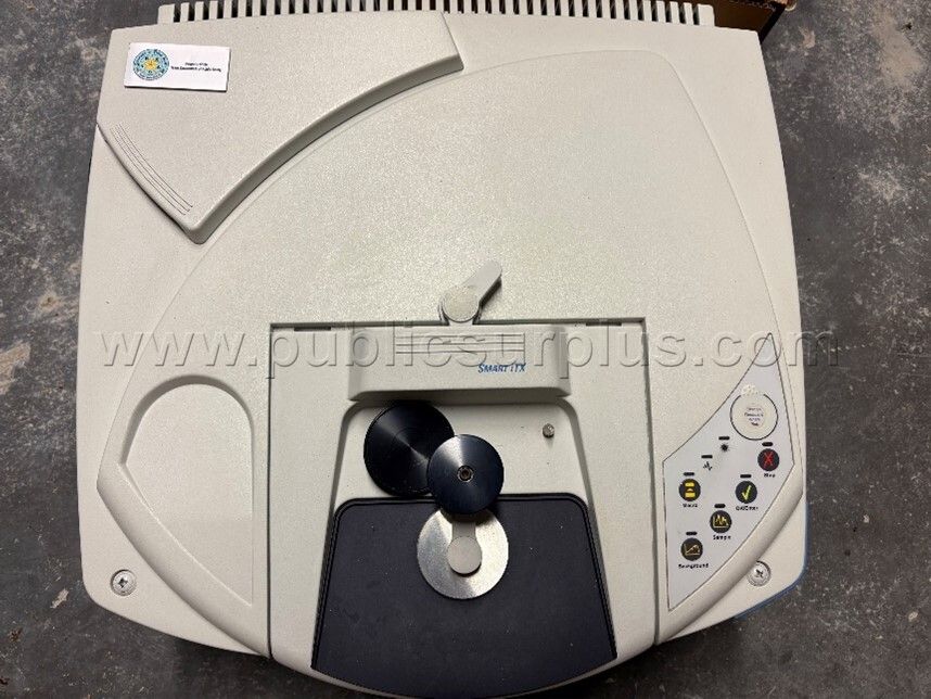 LOT 243 Nicolot IS10 FTIR Spectrometer - photo 1