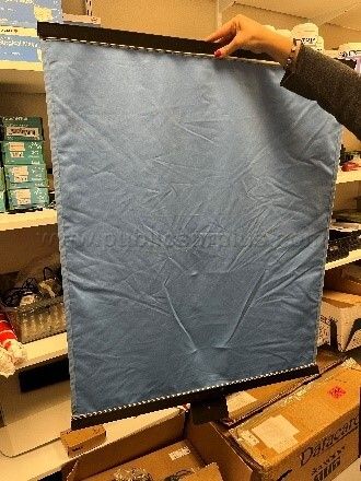 LOT 259 Light Blue Backdrops (for Photos), Portable x5 - photo 1