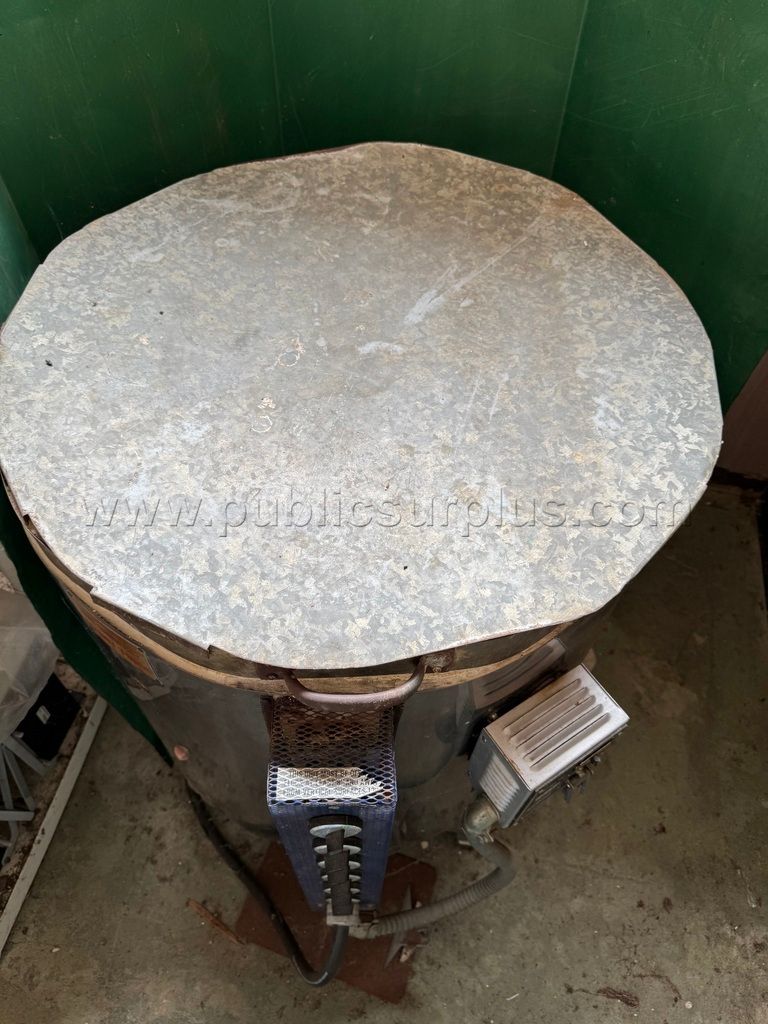 Vintage Crusader Ceramic Kiln - photo 1