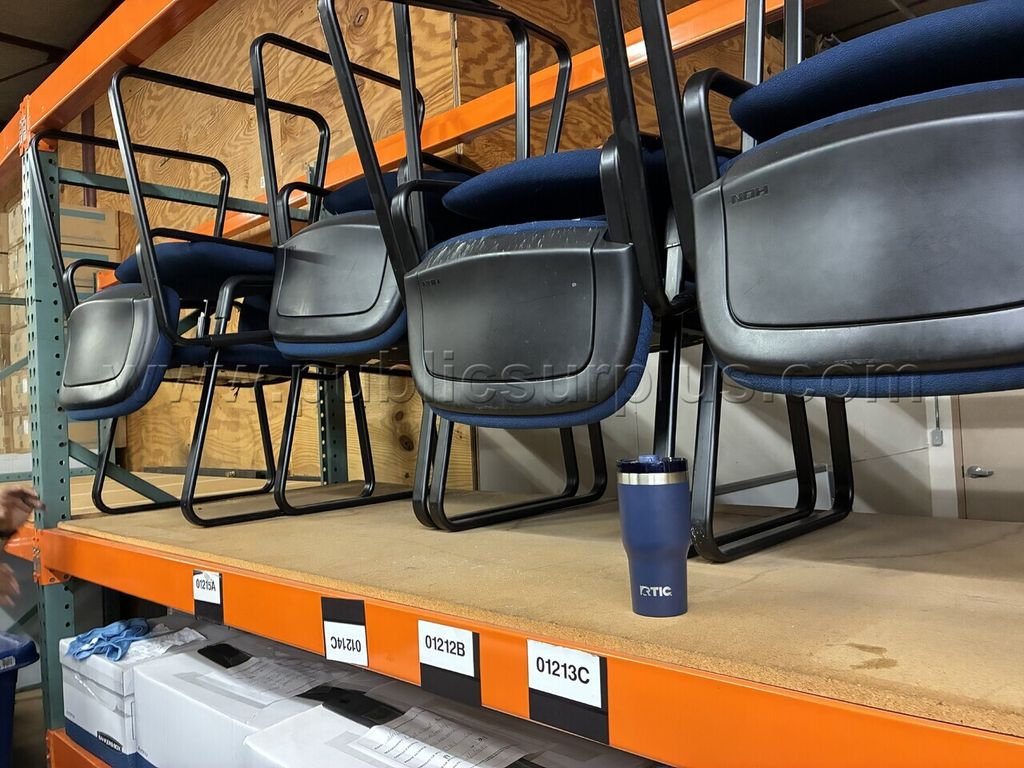 Office/reception chairs - photo 1