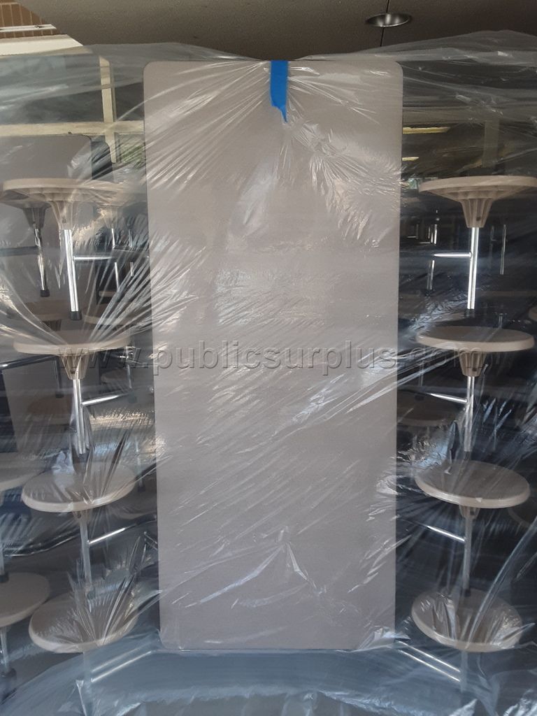 4 CAFETERIA TABLES - photo 1