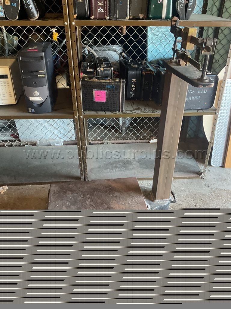 Large Fairbanks Scale Lot # 4960 - photo 1