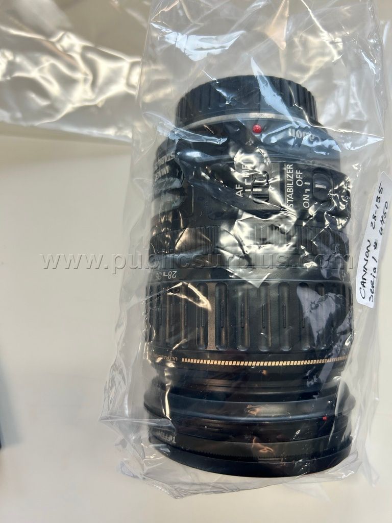 Cannon 28-135mm camera lens - photo 1