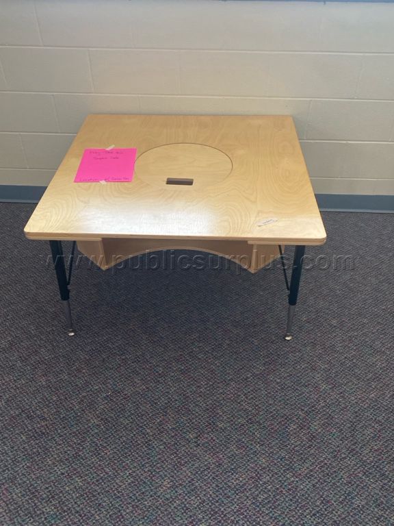Play Table #2 - photo 1