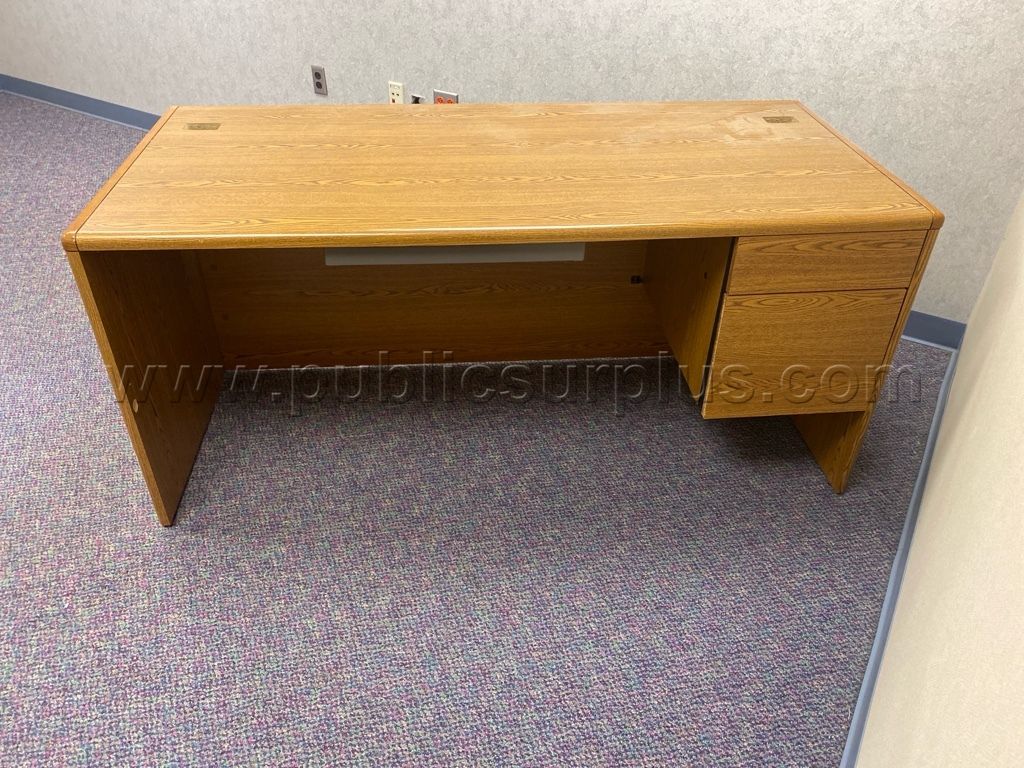 Wooden Office Desk - photo 1