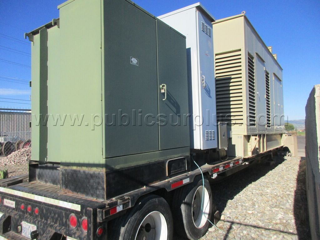 1981 Onan 1000 kW Generator on 2001 45' Fruehauf Trailer - photo 1