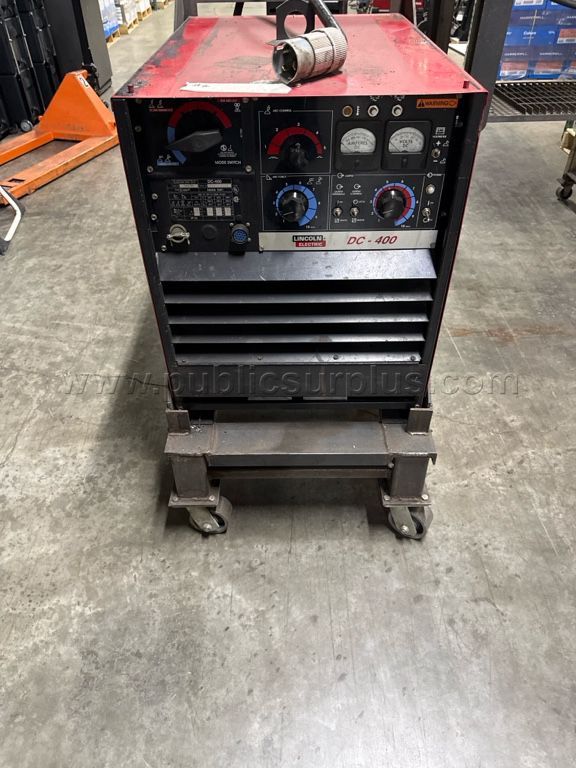 #2 Lincoln Electric DC-400 Welder - photo 1