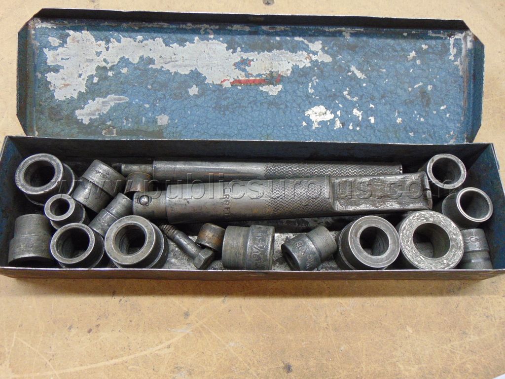 Bushing remover/replacement set Lot #4986 - photo 1
