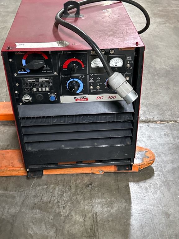 #5 Lincoln Electric DC-400 Welder - photo 1