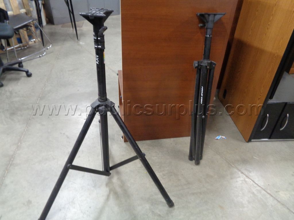 Set of (2) Pyle Pro Tripods/Mounts - photo 1