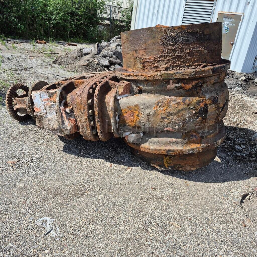 SCRAP METAL - USED 1915 VALVE - photo 1