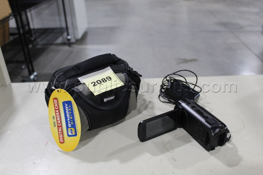 canon video recorder ~2089~ - photo 1