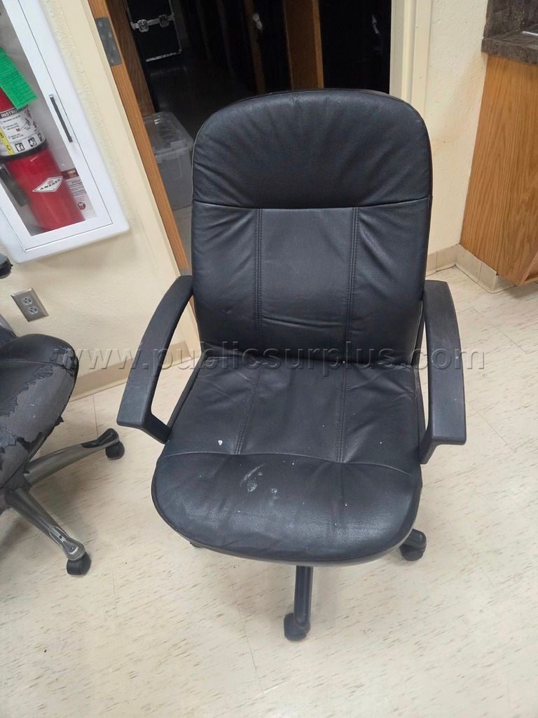 STIG - 7 MISC CHAIRS - photo 1