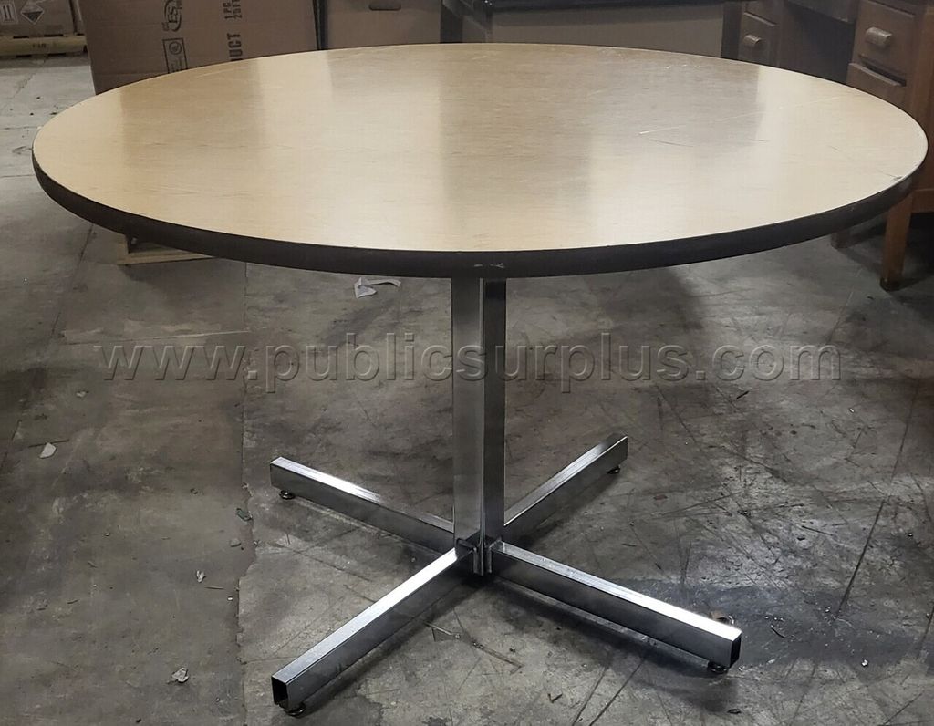 #27 Round Table - photo 1