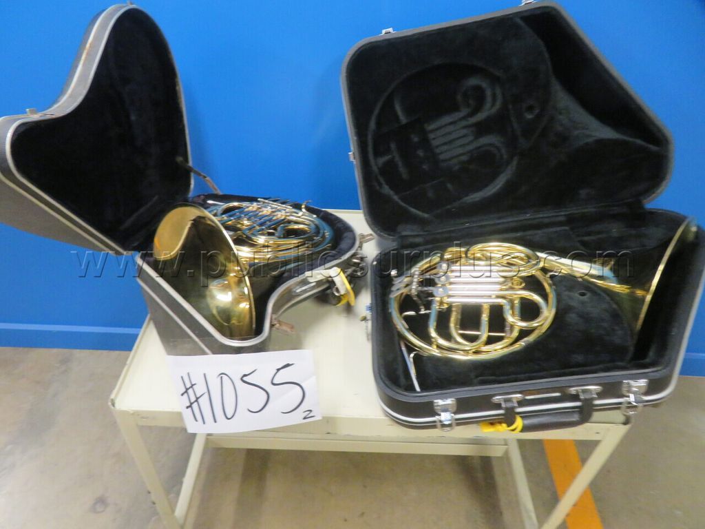 2 French Horns - photo 1
