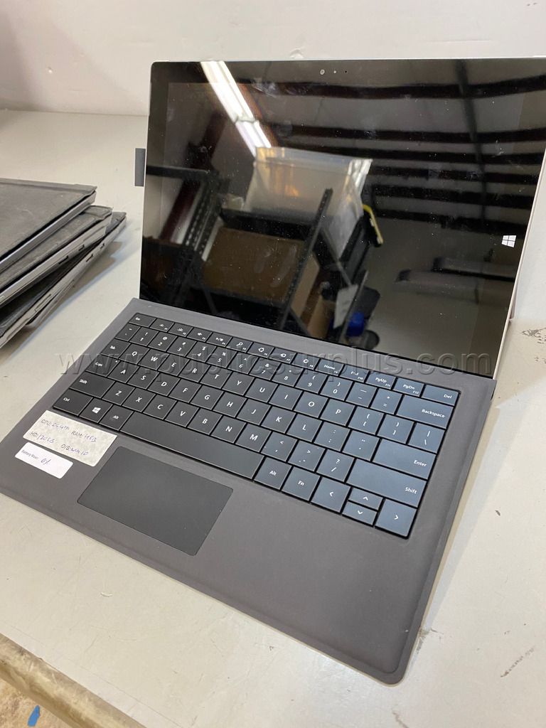 Lot of (6) Microsoft Surface - photo 1