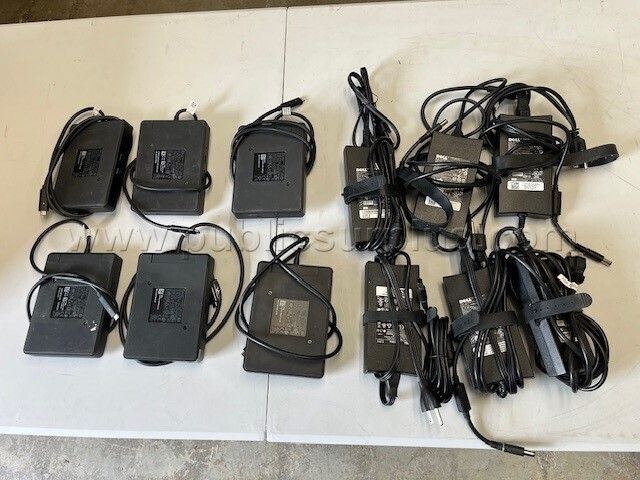 Dell Dock WD15 130W LOT Q(6) - photo 1