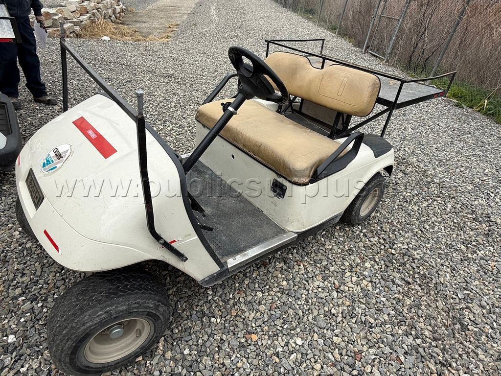 2004 EzGo Golf Cart - photo 1
